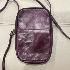 HOBO Fate Crossbody Bag in Eggplant